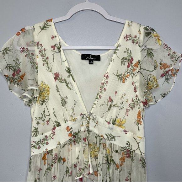 Lulu’s Long Floral Print Hi-Lo V Neck Blouse - Picture 4 of 10